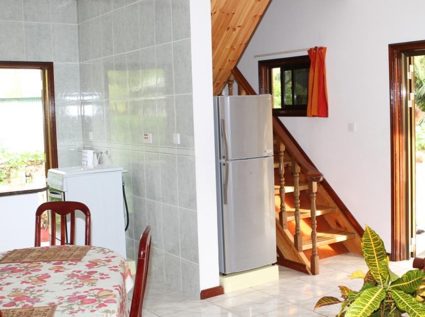 Chalet D Anse Reunion La Digue Exterior photo