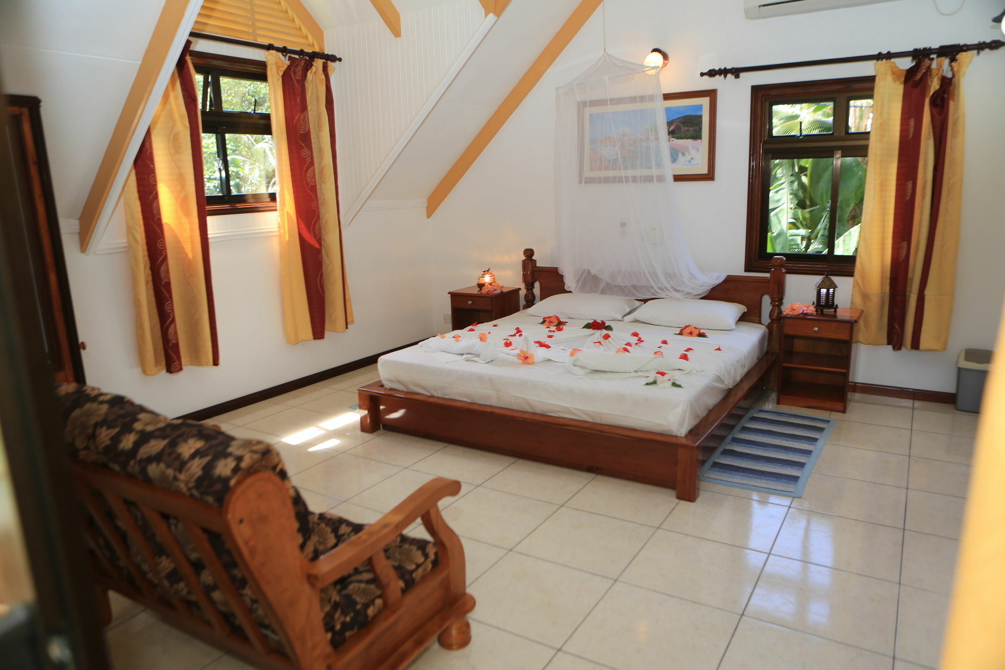 Chalet D Anse Reunion La Digue Exterior photo