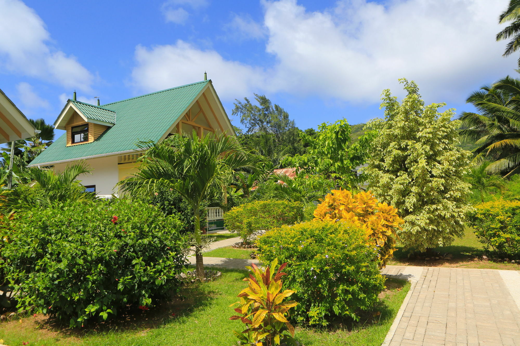 Chalet D Anse Reunion La Digue Exterior photo